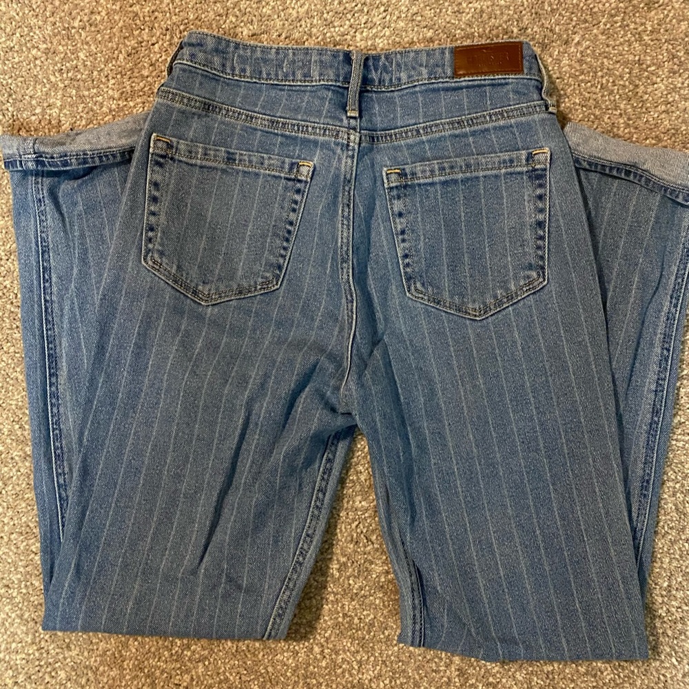 Striped mom jeans high-waisted